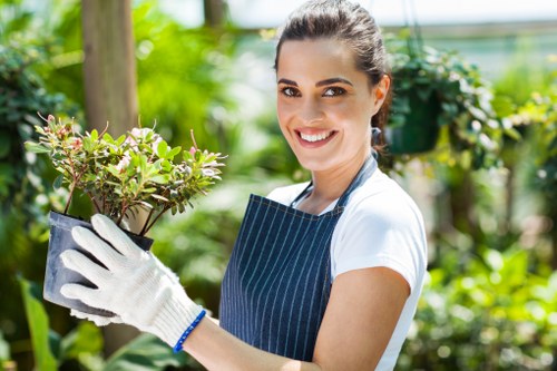 Gardeners Lee booking and service agreement details